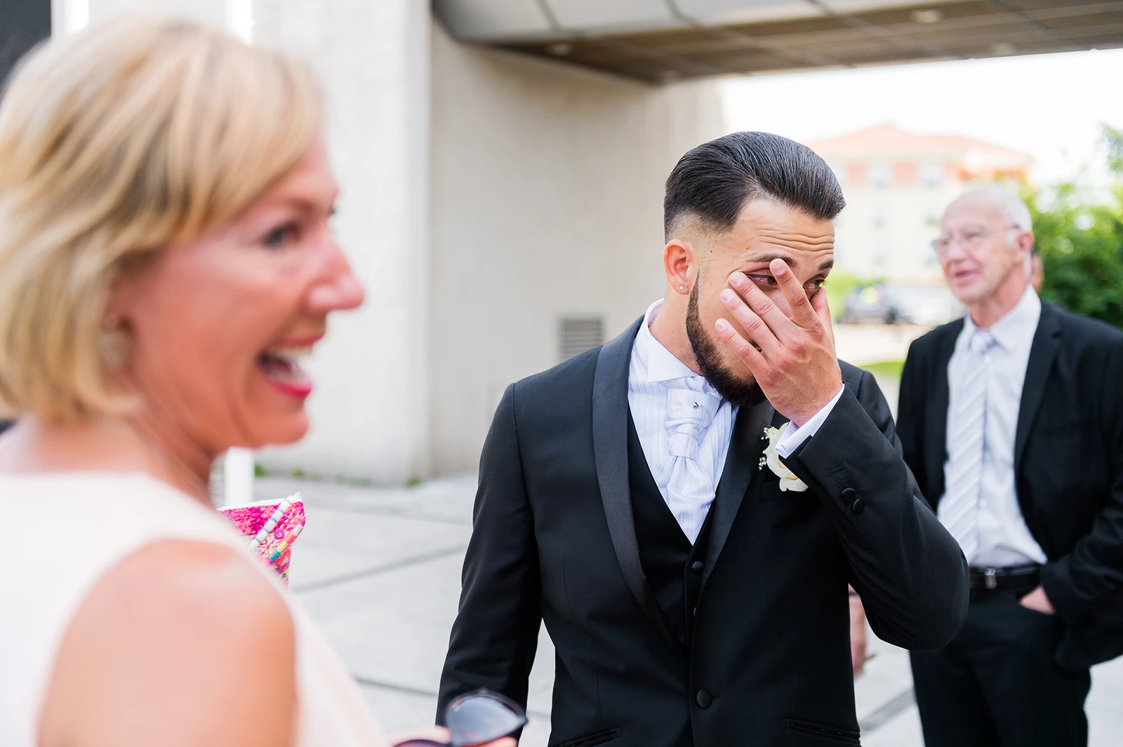 Larmes de joie pendant la cérémonie